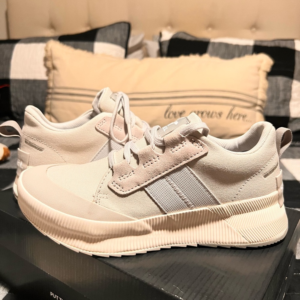 Sorel Out N About Sneaker